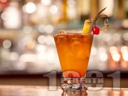 Коктейл Planters Punch с тъмен ром и портокалов сок - снимка на рецептата Коктейл Planters Punch с тъмен ром и портокалов сок - снимка на рецептата